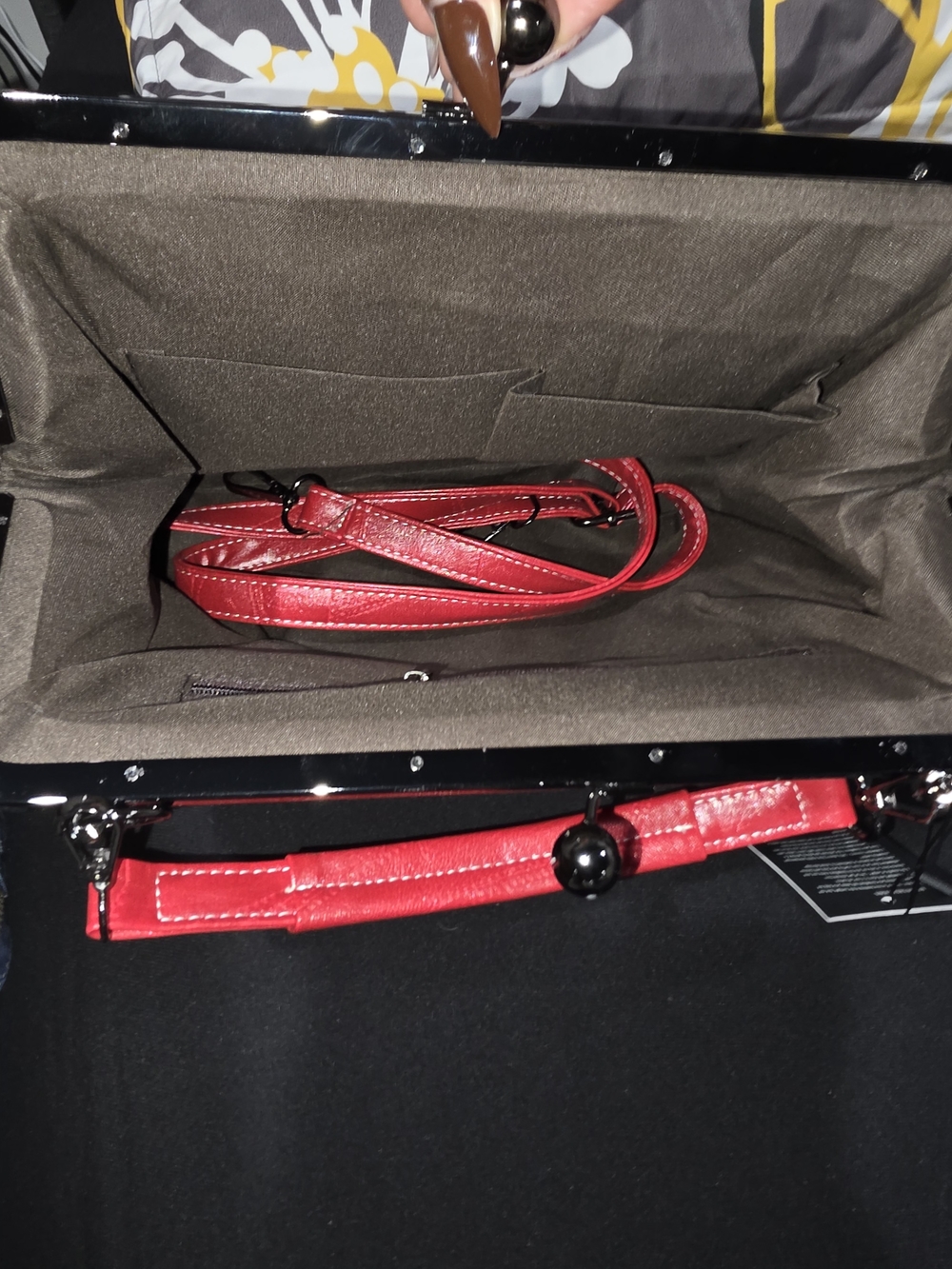 Red Frame-Top Satchel Handbag - Picture 4 of 9